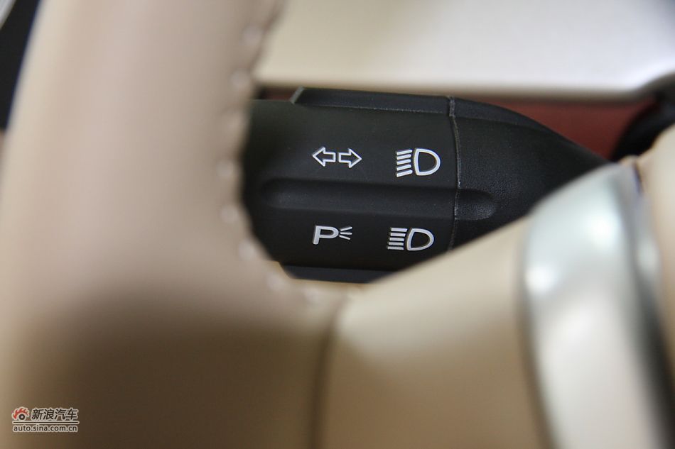 550s 1.8Lֶ