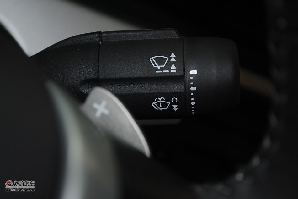 550s 1.8LԶ