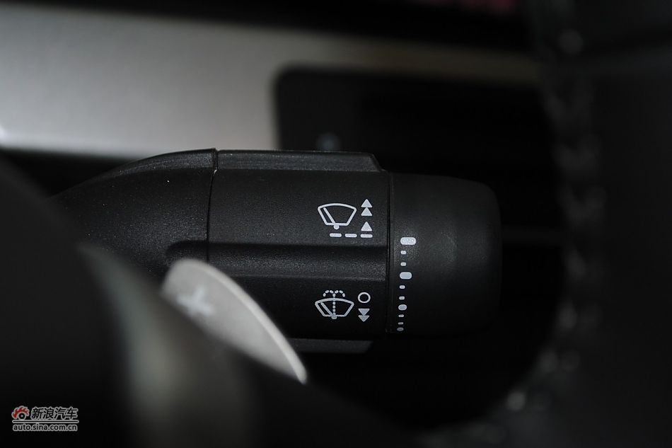 550s 1.8LԶ