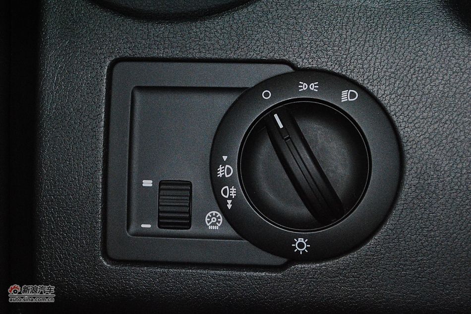 550s 1.8LԶ