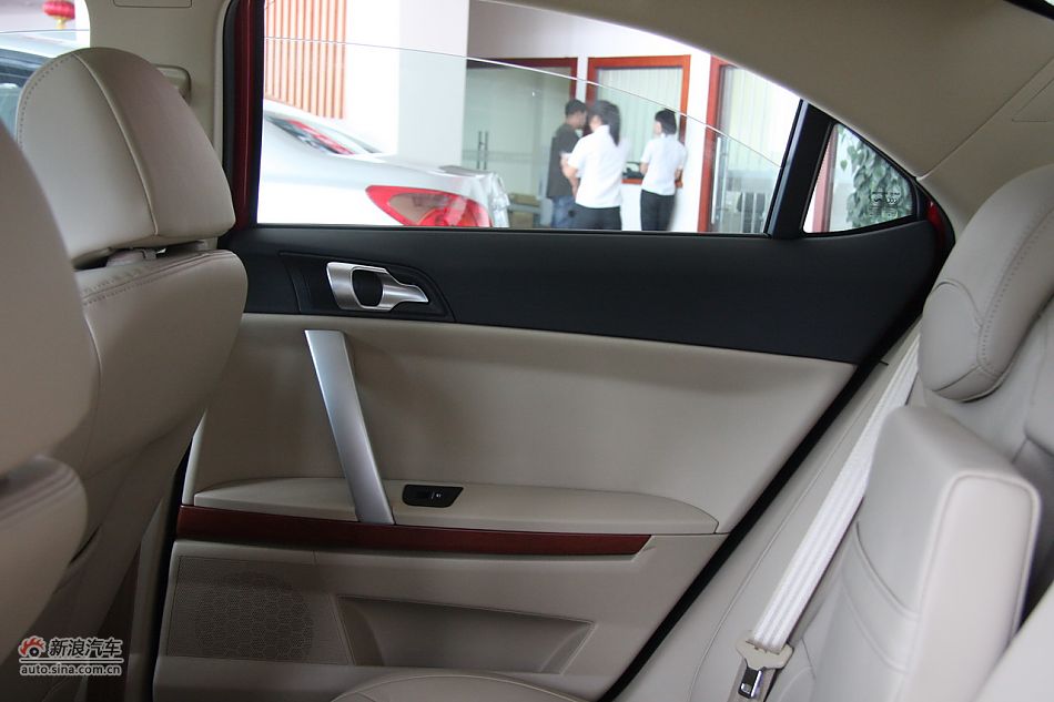 550s 1.8Lֶ