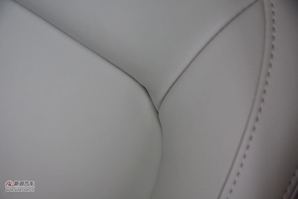 550s 1.8Lֶ