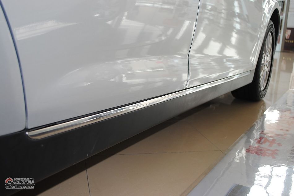 550s 1.8LԶ