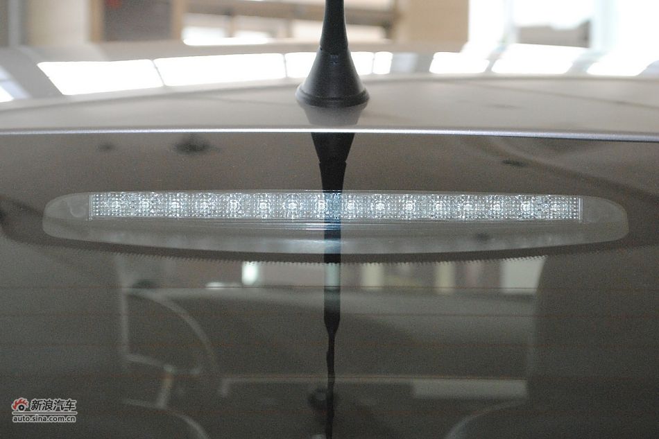 550s 1.8LԶ