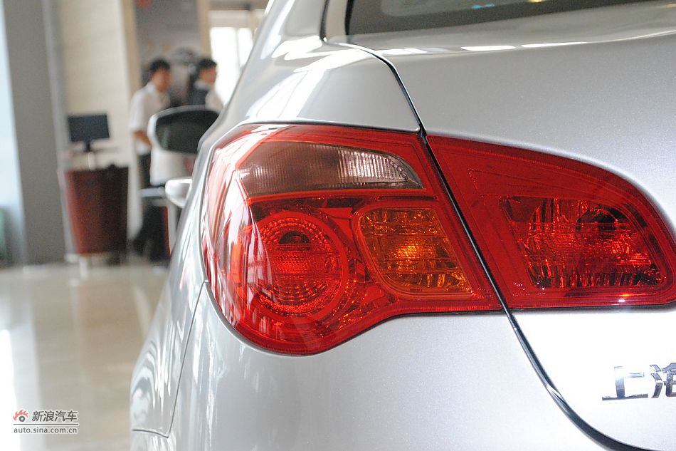 550s 1.8LԶ