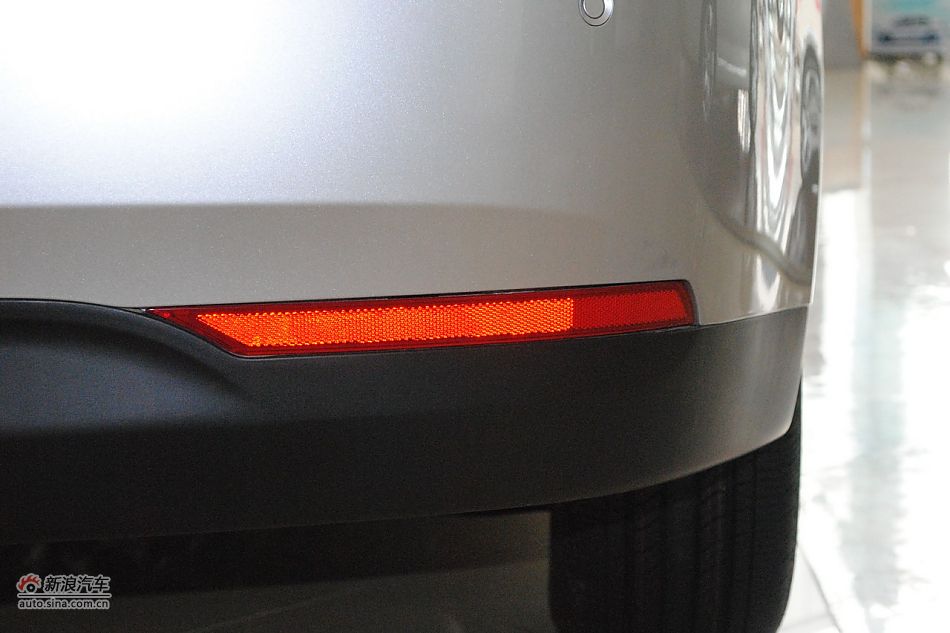 550s 1.8LԶ
