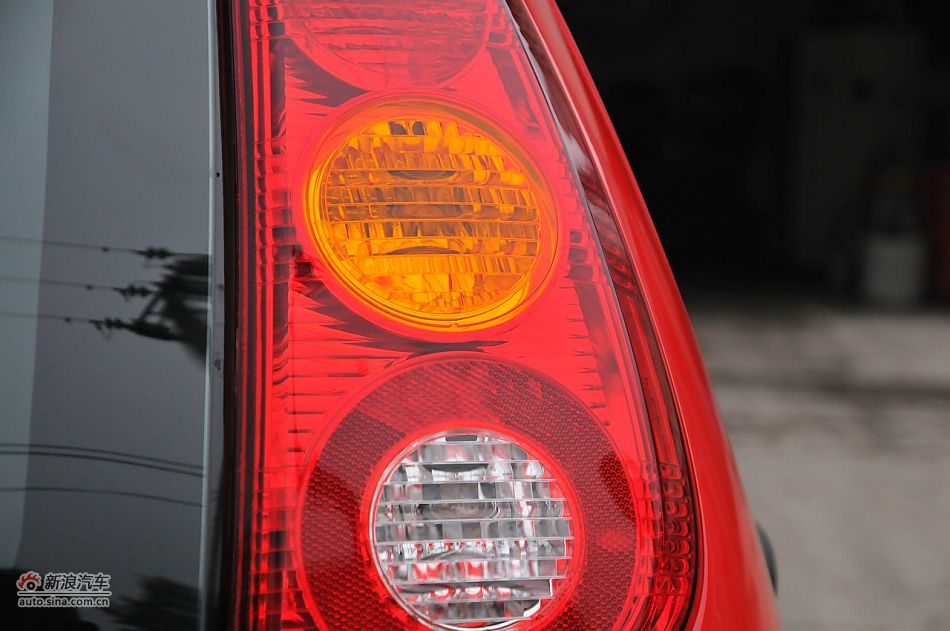 2011ǵF0пᰮ1.0Lſ