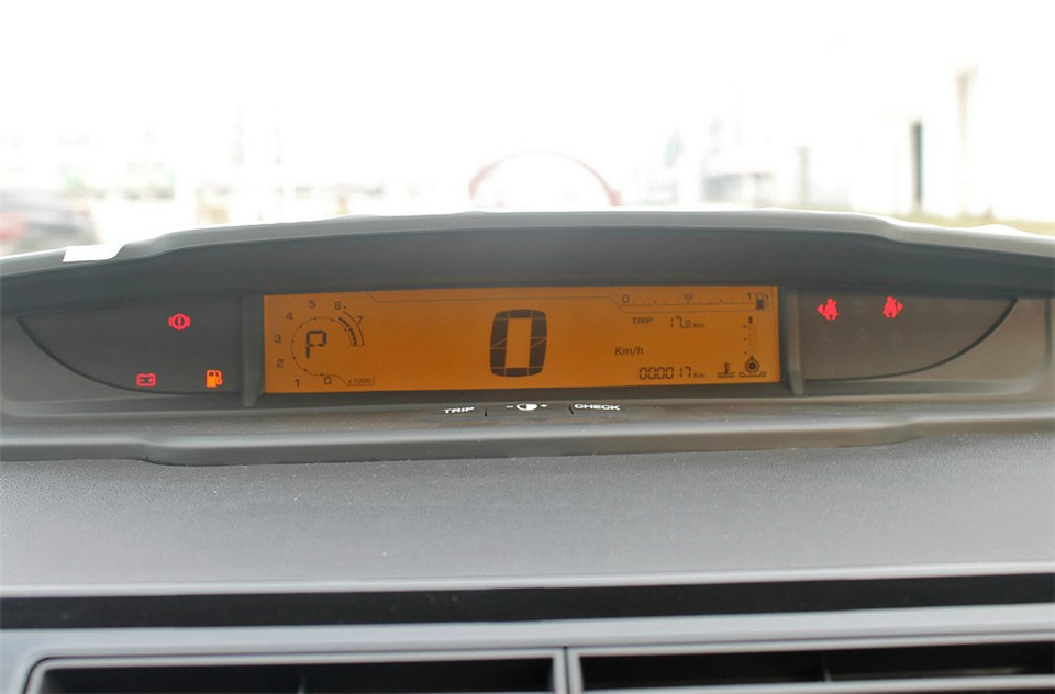  2012 1.6L AT Ʒ  