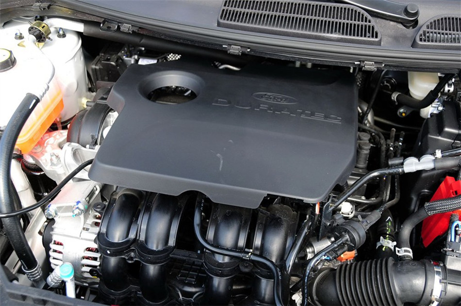  2013 1.5L AT Ʒ 