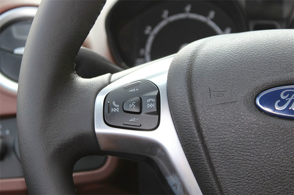 껪  2014 1.0T GTDi AT  