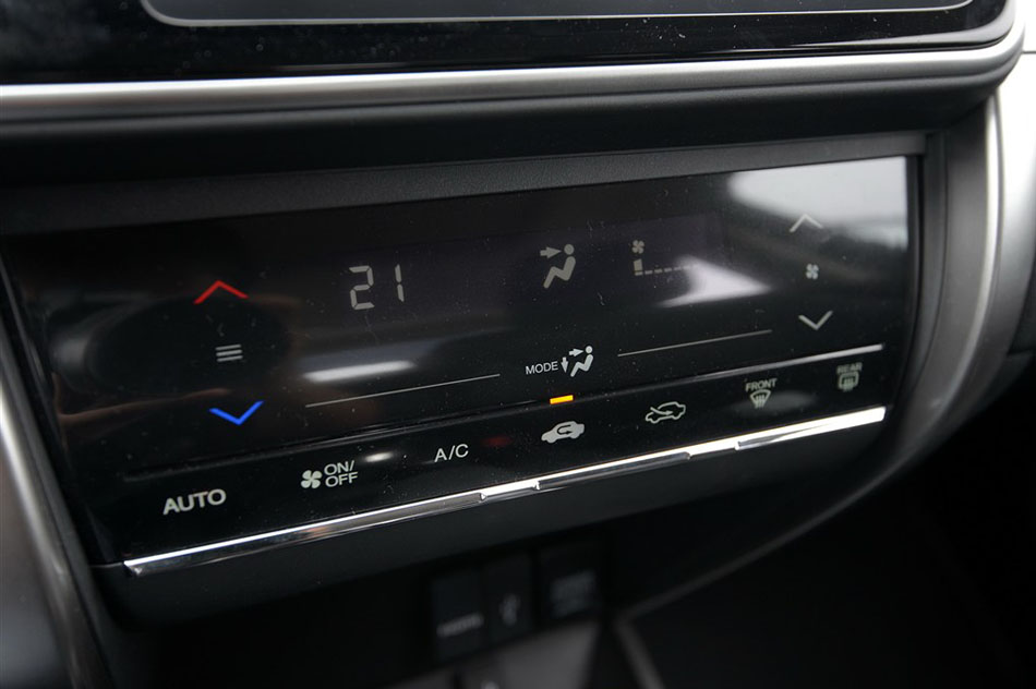 2015 1.5L CVT콢 