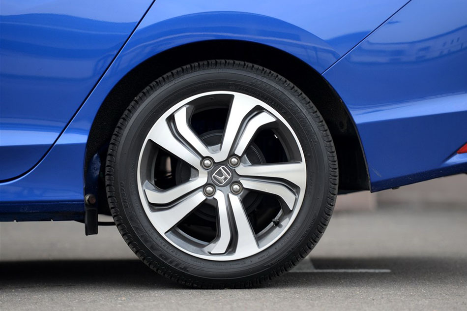 2015 1.5L CVT콢 ϸ