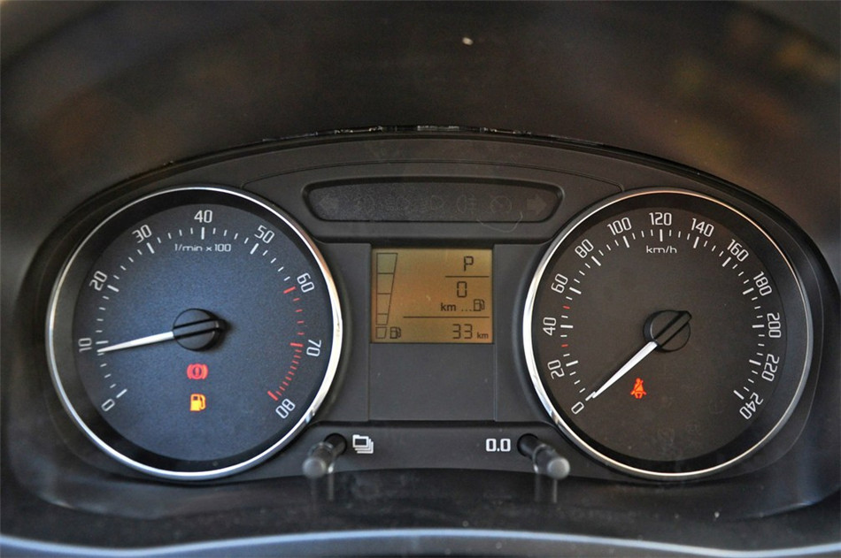 2012 1.6L AT Scout 
