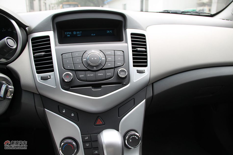 2010³1.6SLذԶ