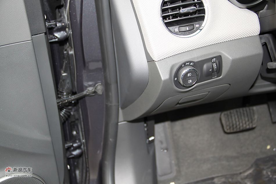2009³1.8SEԶ