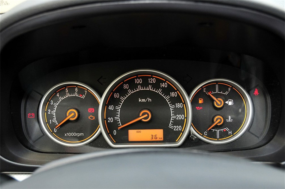 2012 1.5L ֶ 
