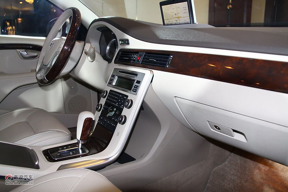 2011S80L T4