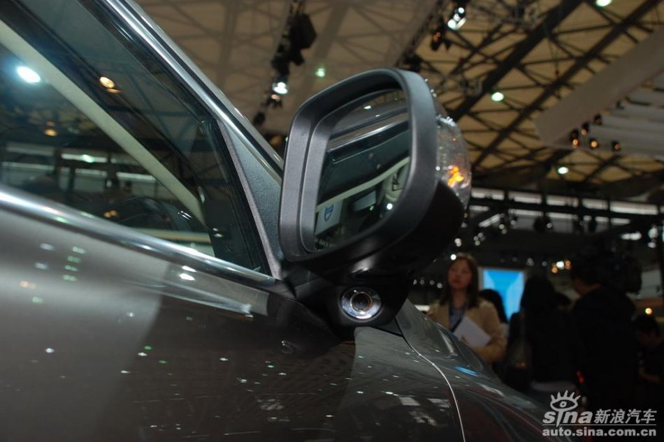 ֶS80L T6 AWD