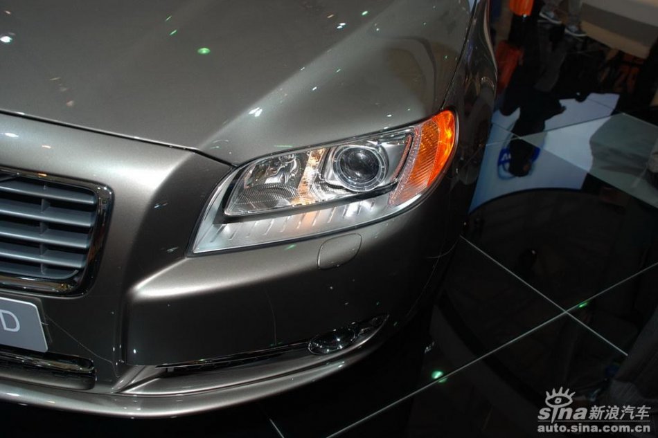 ֶS80L T6 AWD