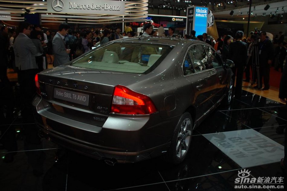 ֶS80L T6 AWD
