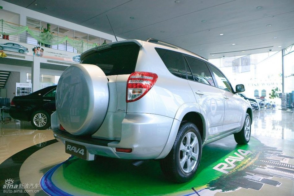 RAV4ʵ
