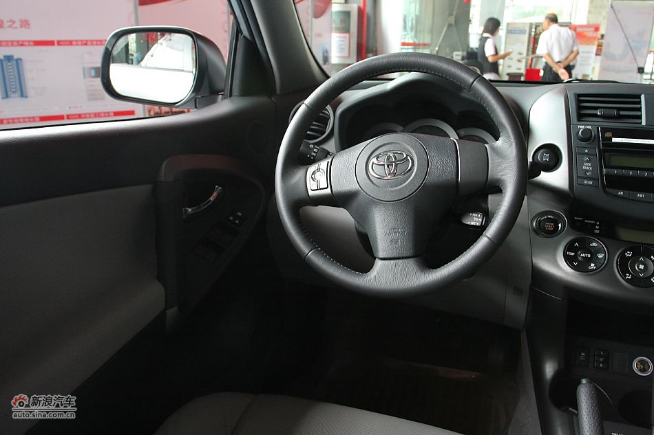 RAV4 2.4Զ