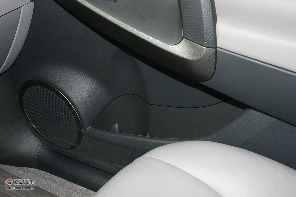 RAV4 2.4Զ