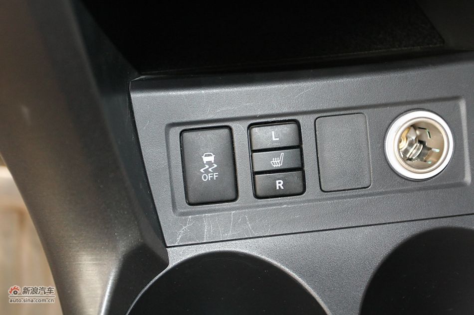 RAV4 2.4Զ
