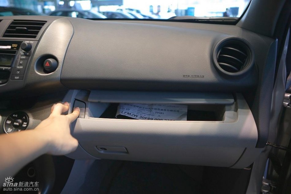 RAV4ʵ