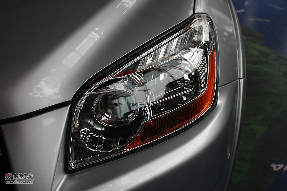 RAV4 2.4Զ