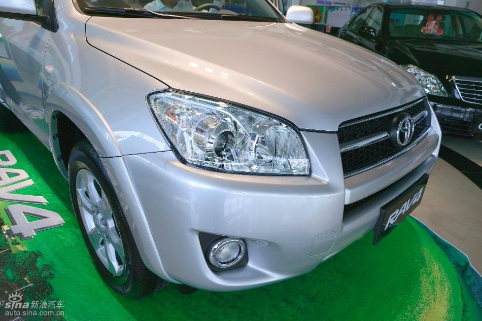 RAV4ʵ