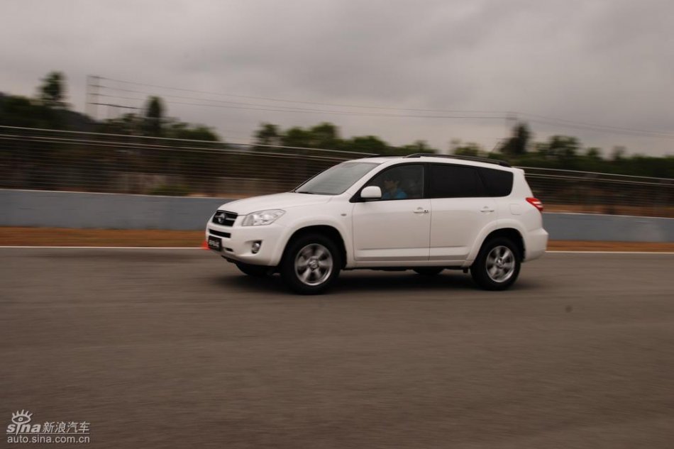 һRAV4ʵͼ