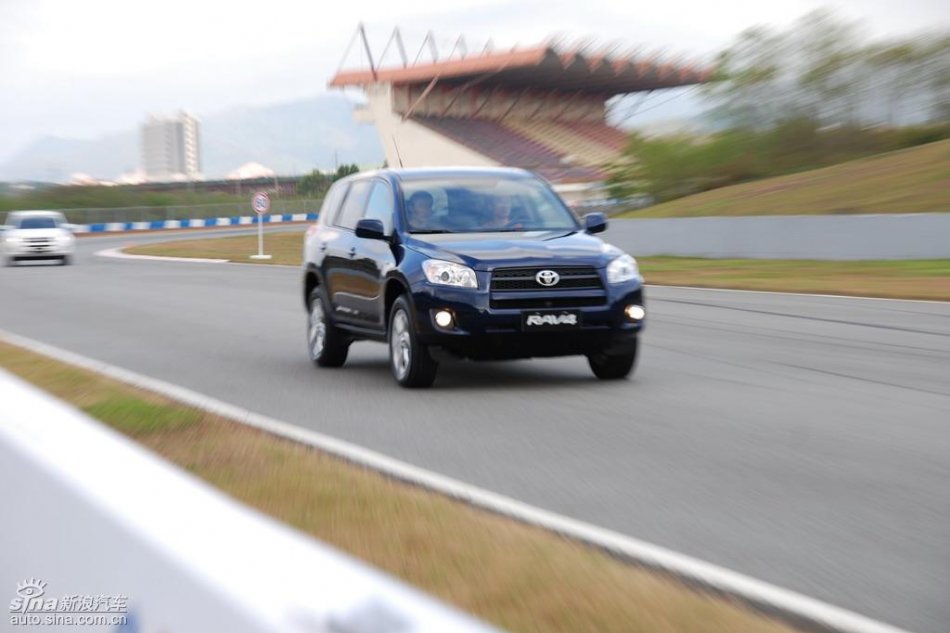 һRAV4ʵͼ
