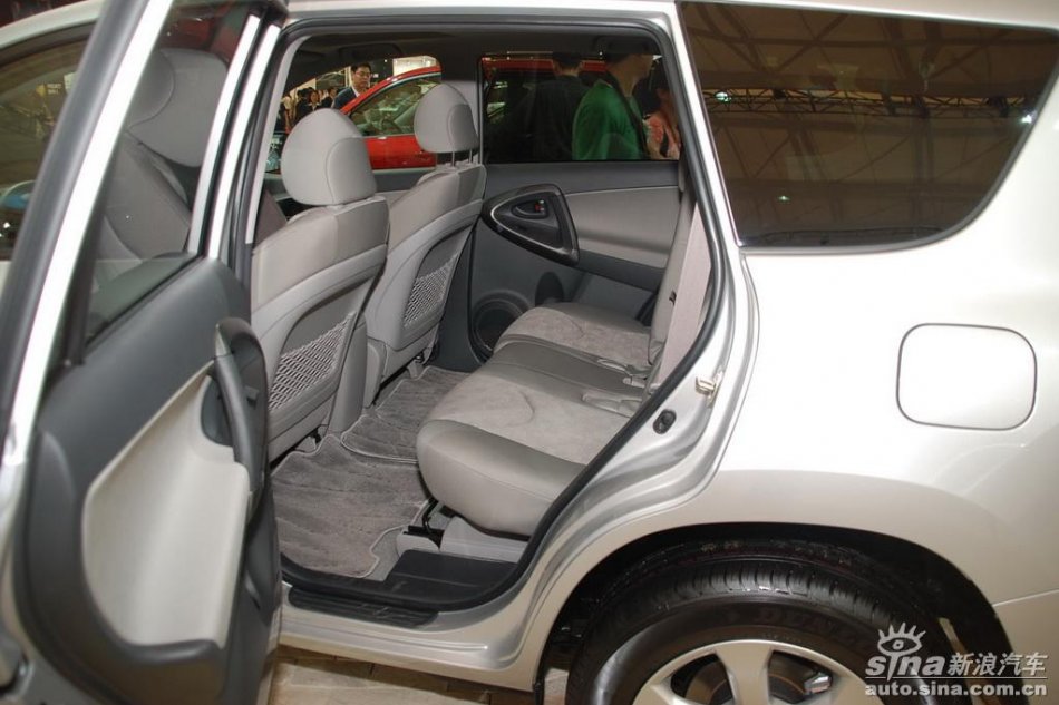 һRAV4