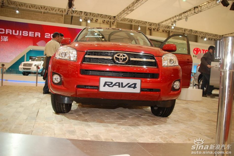RAV4