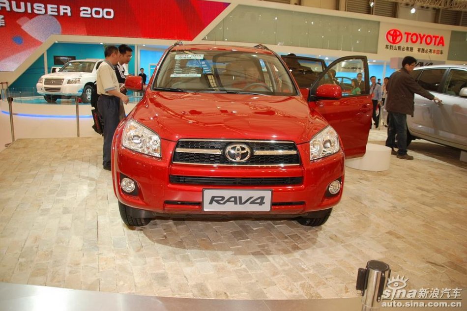 RAV4