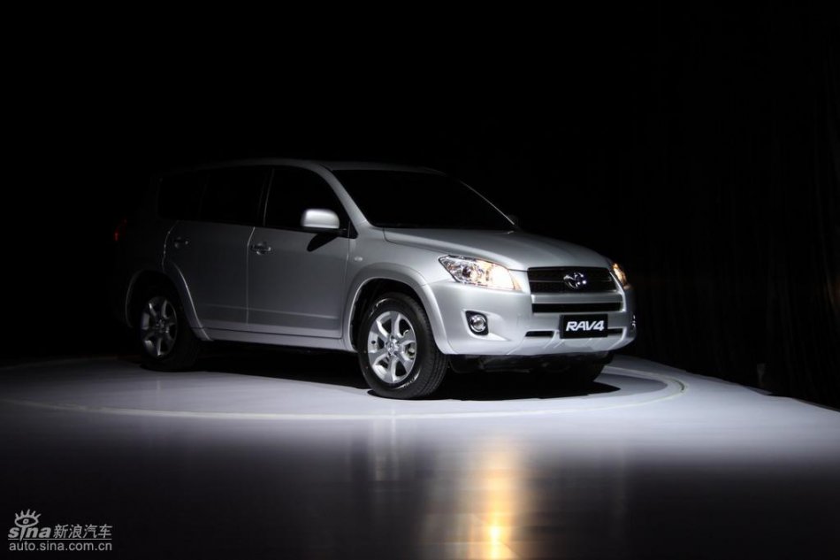 RAV4