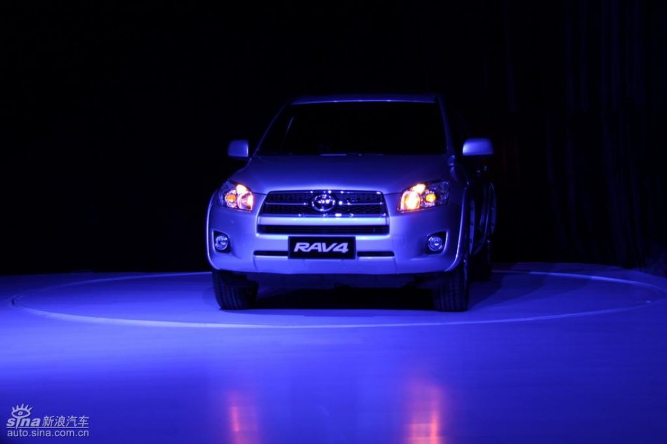 RAV4