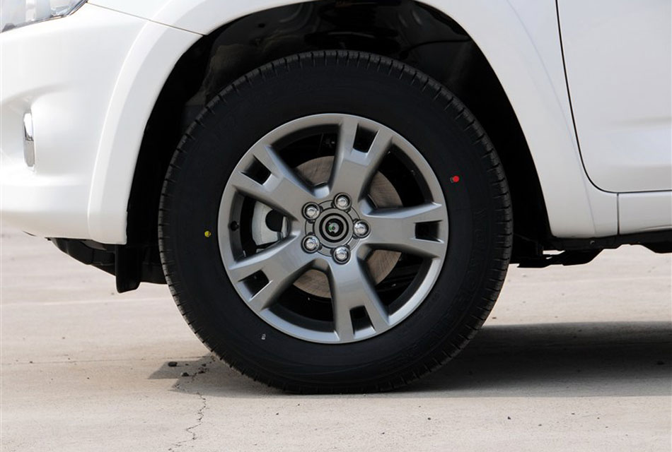 2013RAV4 2.0LԶӢװ