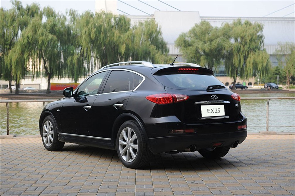 25 2013 2.5L  AT Ű 