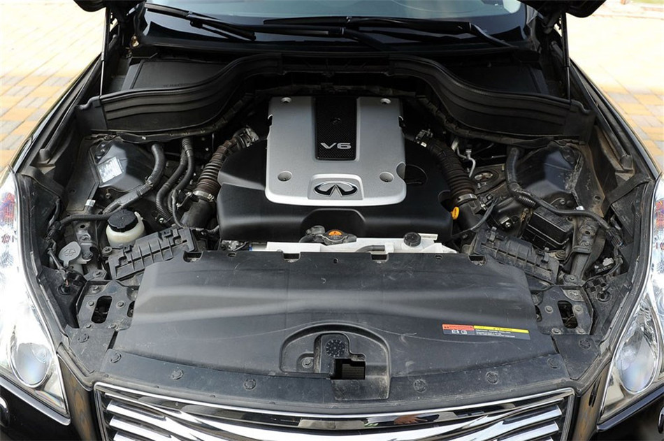 25 2013 2.5L  AT Ű 
