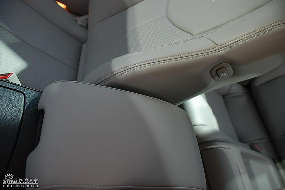 ӢG37 Coupe