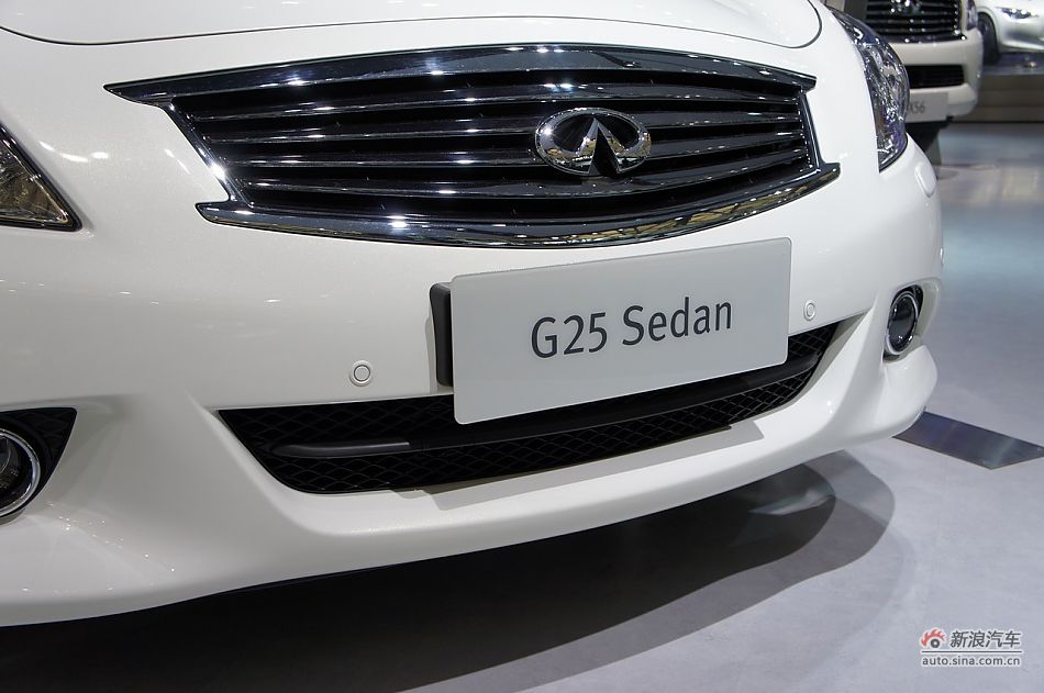 ӢG25 Sedan