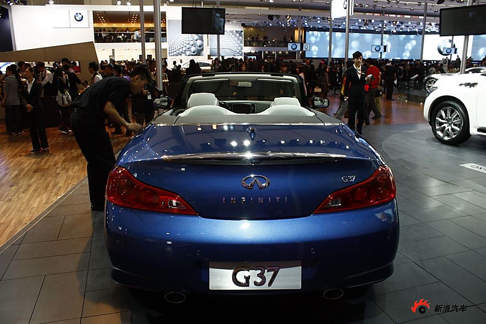 ӢG37