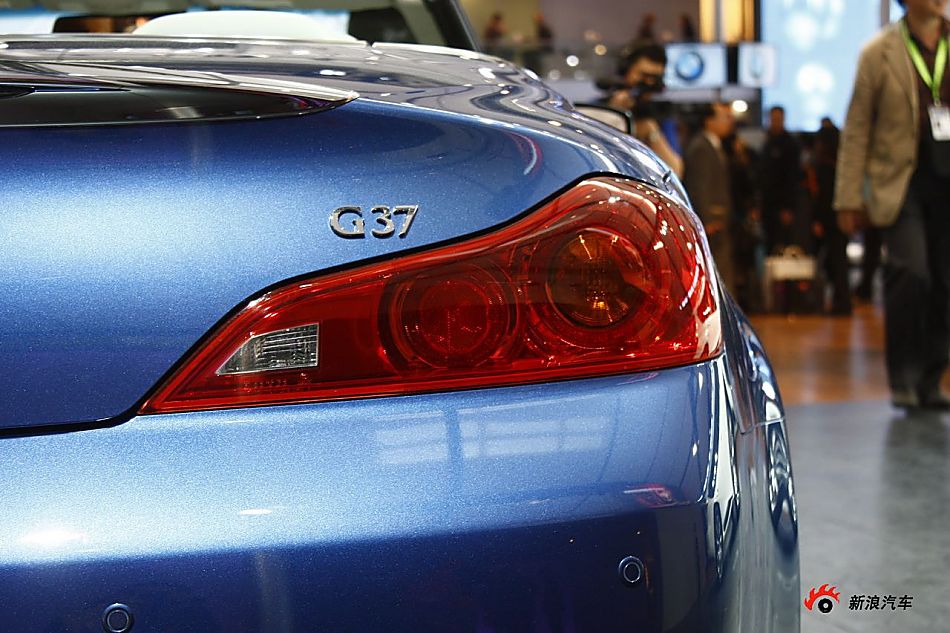 ӢG37