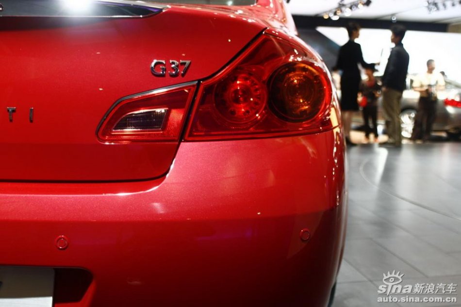 ӢG37