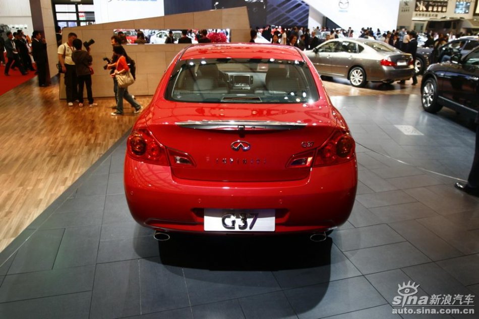ӢG37