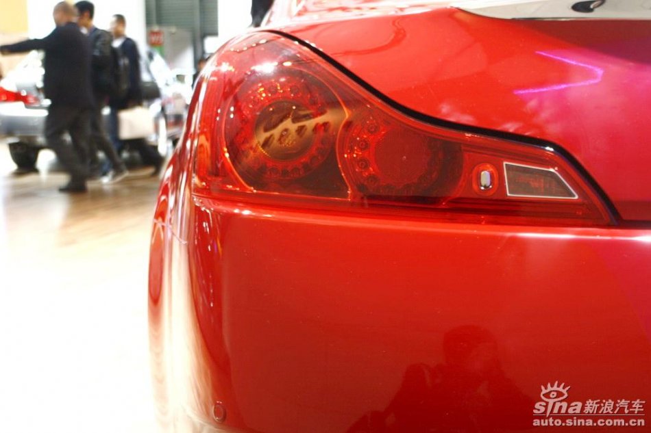 ӢG37