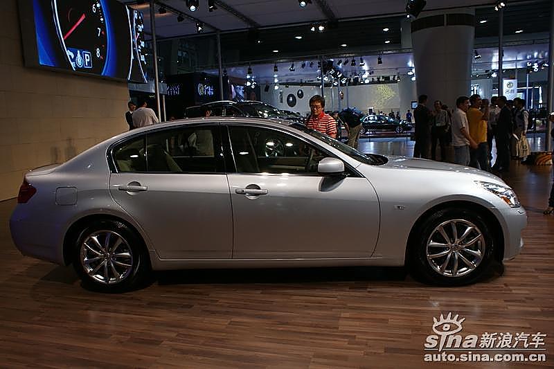 ӢG35