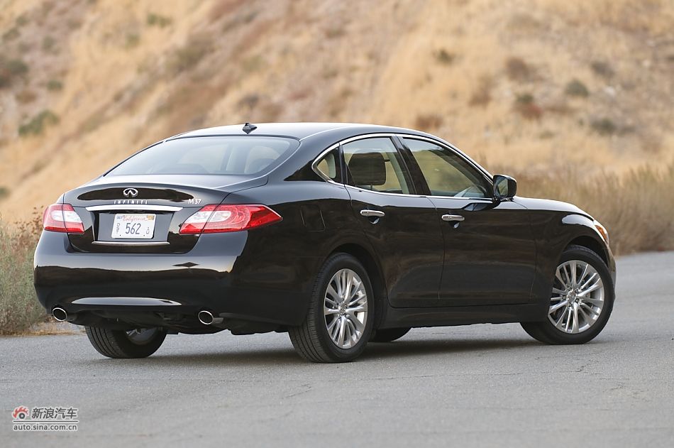 2011ӢM37